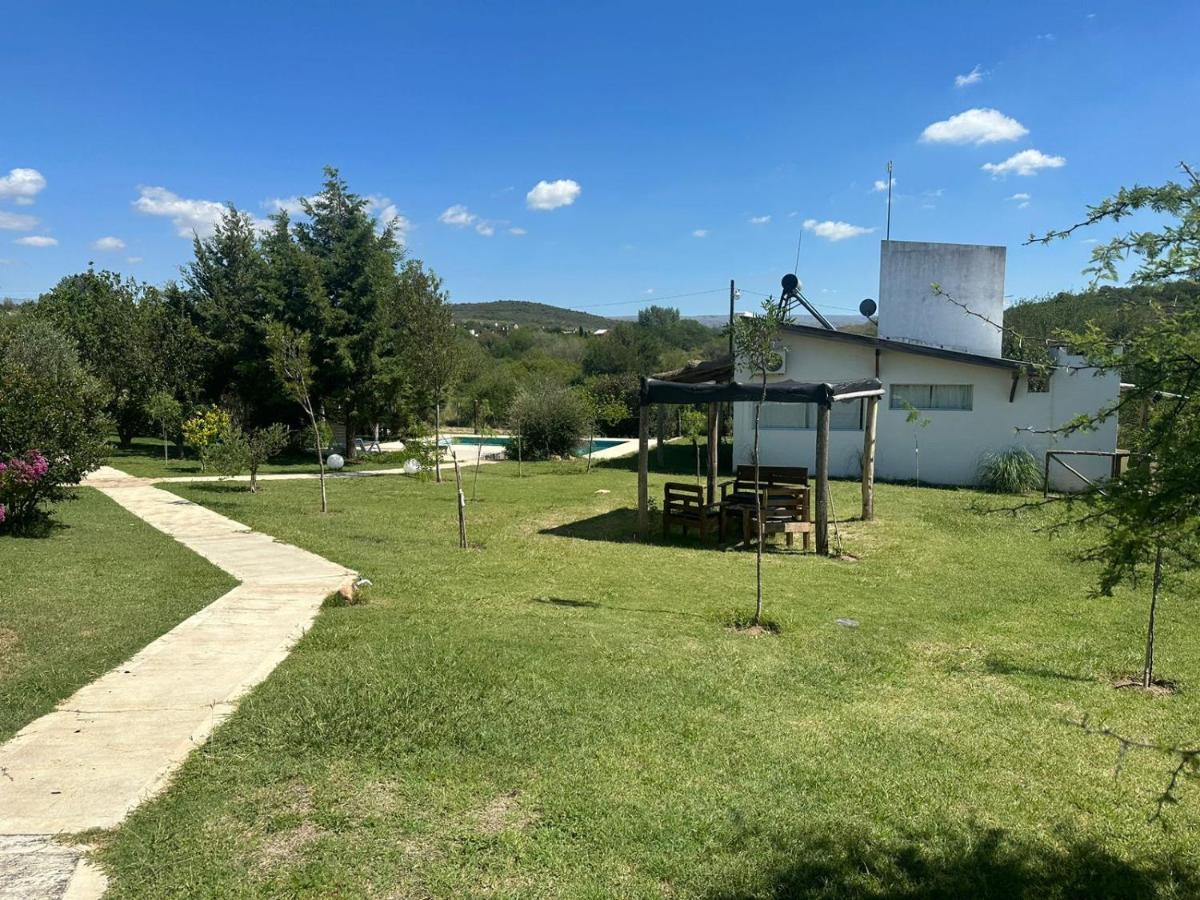 El Rincon De Jose Luis - Cabanas Y Restaurante Tanti Exteriér fotografie