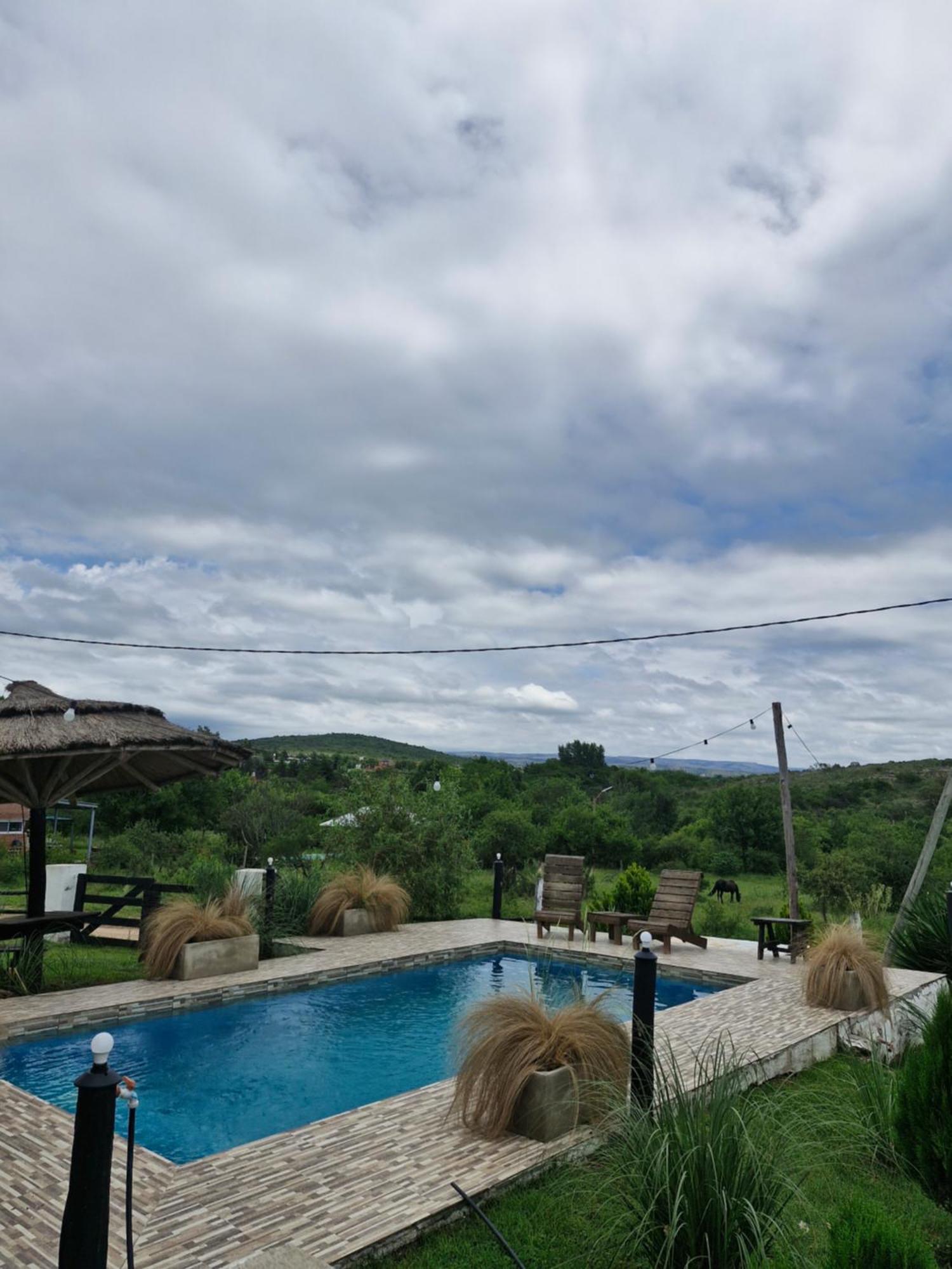 El Rincon De Jose Luis - Cabanas Y Restaurante Tanti Exteriér fotografie